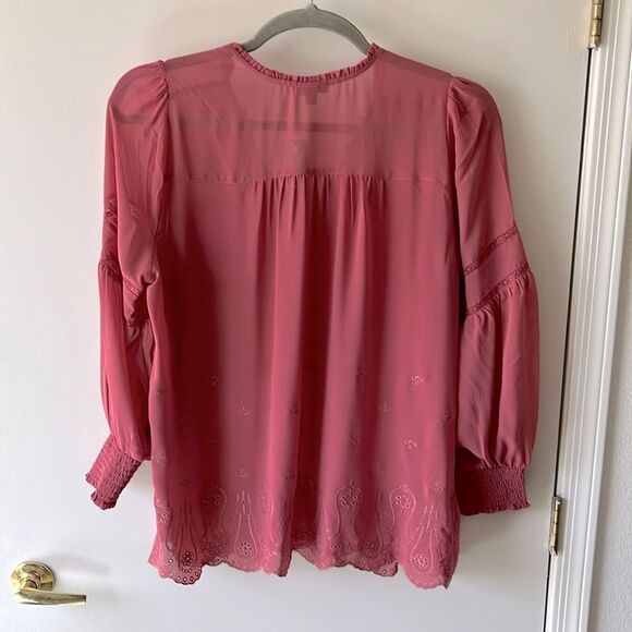 Torrid Chiffon Eyelet Embroidered Blouse Size 1x (14-16) NWT Mauvewood - Picture 2 of 7